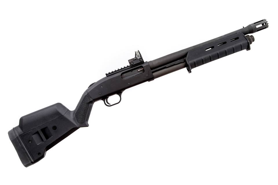Mossberg with Magpul Stock and Forend Mossberg with Magpul Stock and Forend