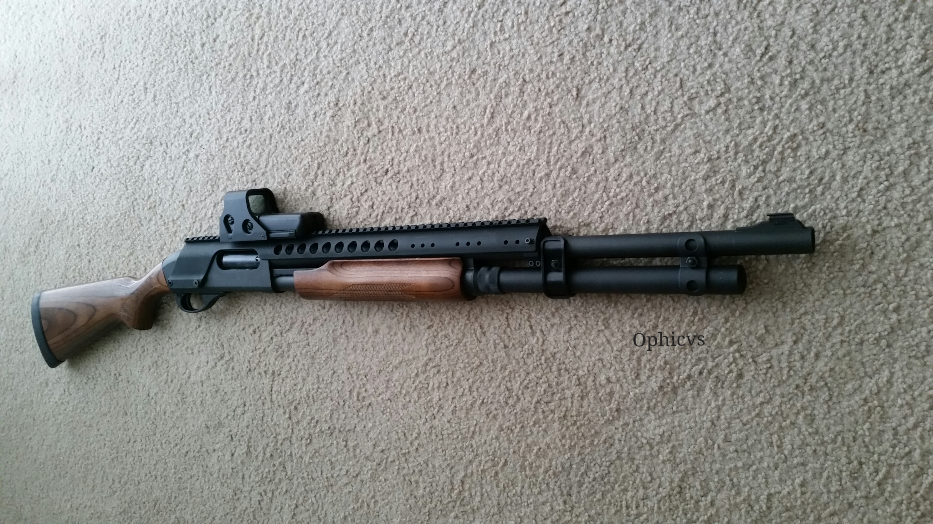 Remington 870 with Rail and Eotech Holographic Sight