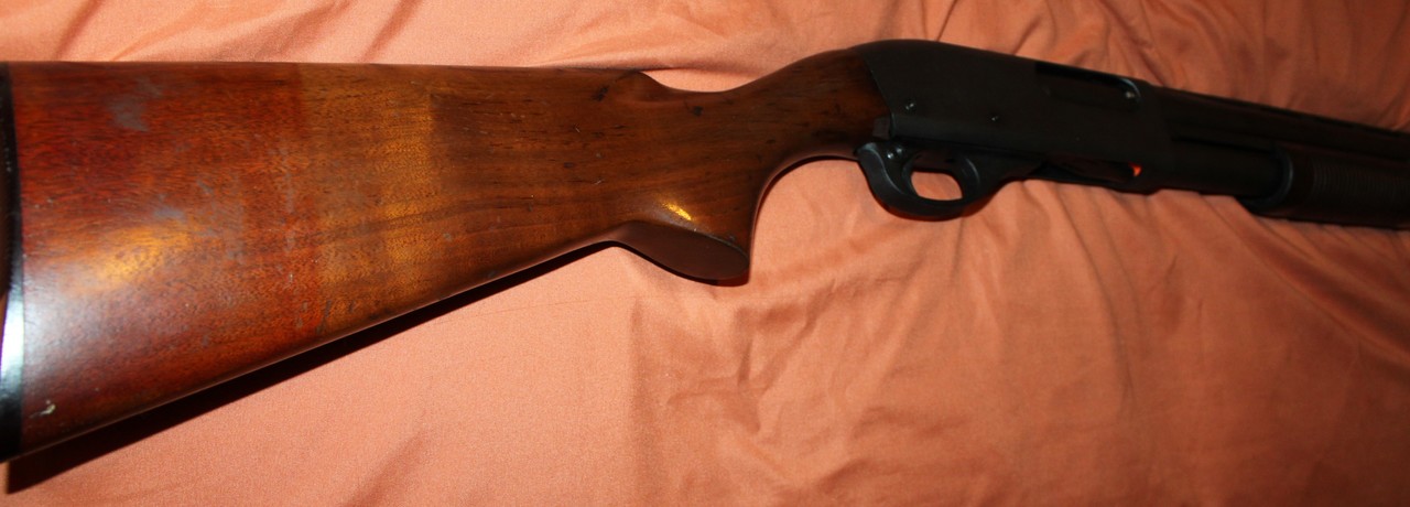 Older Law Enforcement Remington 870 with Wood Stock and Forend