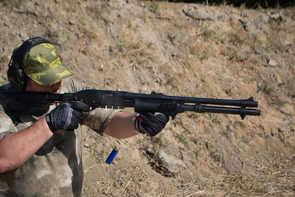 Remington 870 with FAB Defense Forend