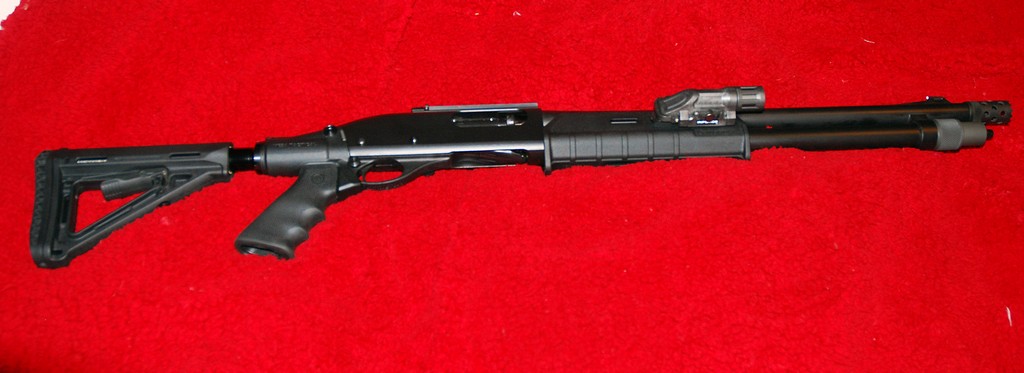 Remington 870 with Mesa Tactical Stock, Magpul forend and Inforce Flashlight