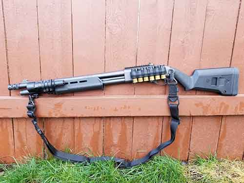 Remington 870 Tactical in Magpul Furniture