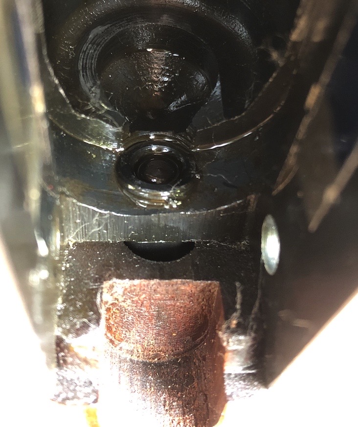 870 Lug & Screw.jpg