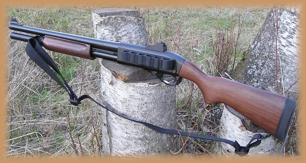 Custom Remington 870 by Grizzly Custom Guns (Photo from http://www.grizzlycustom.com)