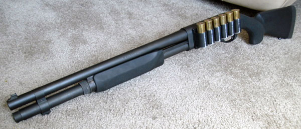 Remington 870 with Hogue Stock and Forend and TacStar Sidesaddle
