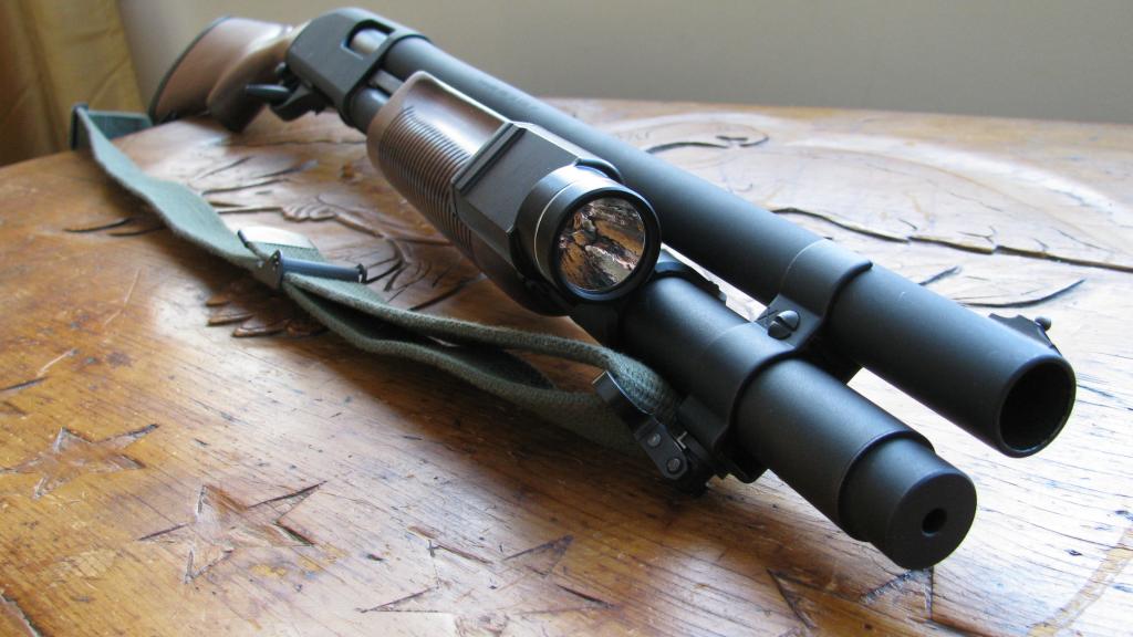 Streamlight TLR-1 Flashlight on Remington 870