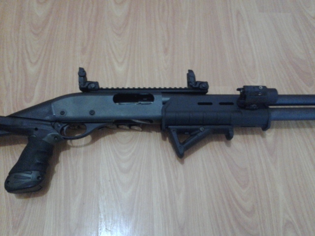 Remington 870 with Magpul forend, Magpul AFG2 angled foregrip, Streamlight TLR-4 Tactical Light & Laser Sight