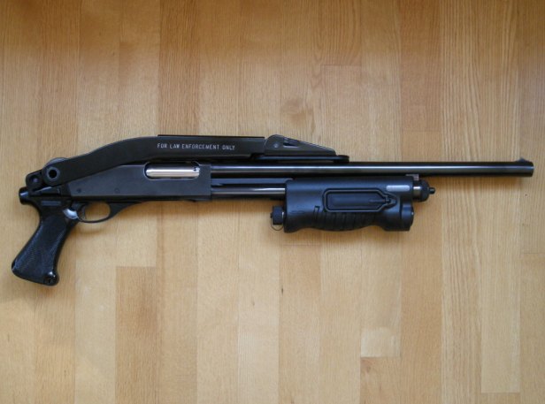 Remington 870 Police