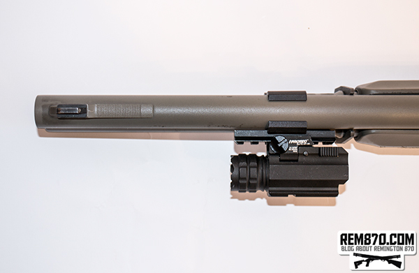 Nebo 6109 iProTec RM190 Firearm Flashlight on Remington 870
